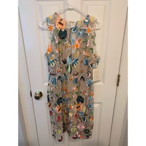 Alexa Admor Shear Embroidered dress , lined